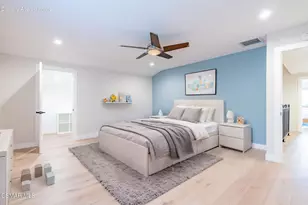 2252 Hillsbury Rd, Westlake Village, CA 91361 - Photo 52