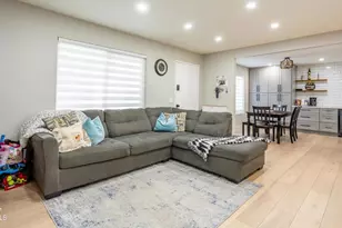 561 Spring Rd, Moorpark, CA 93021 - Photo 8