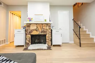 561 Spring Rd, Moorpark, CA 93021 - Photo 10