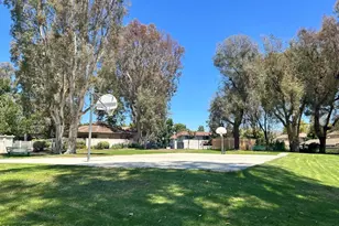1218 Landsburn Cir, Westlake Village, CA 91361 - Photo 22