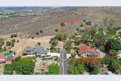 2167 Stoneman Street, Simi Valley, CA 93065 - Photo 2