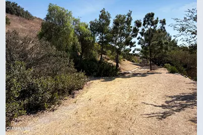 2161 Stoneman Street, Simi Valley, CA 93065 - Photo 52