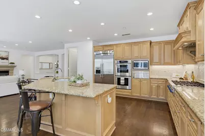 2291 Silverstar Street, Simi Valley, CA 93065 - Photo 18