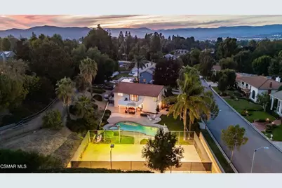 652 Stonebrook Street, Simi Valley, CA 93065 - Photo 2