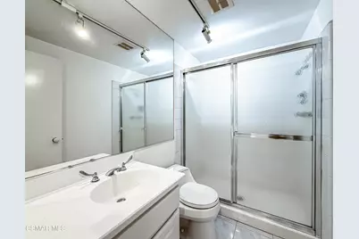 10435 Larwin Avenue, Chatsworth, CA 91311 - Photo 16