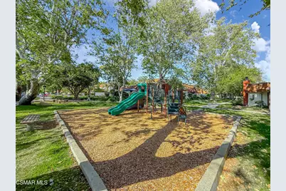 10435 Larwin Avenue, Chatsworth, CA 91311 - Photo 38