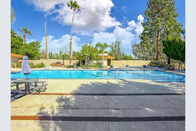 10435 Larwin Avenue, Chatsworth, CA 91311 - Photo 40