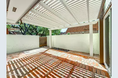 10435 Larwin Avenue, Chatsworth, CA 91311 - Photo 22