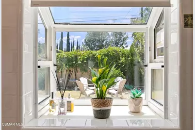 20256 Londelius Street, Winnetka, CA 91306 - Photo 32