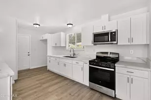 2233 Caldwell Ave, Simi Valley, CA 93065 - Photo 12