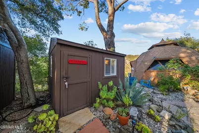 2025 McKain Street, Calabasas, CA 91302 - Photo 14