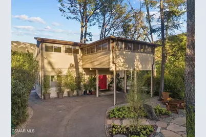 2025 McKain Street, Calabasas, CA 91302 - Photo 1