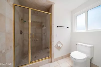 587 Calle Sequoia, Thousand Oaks, CA 91360 - Photo 32