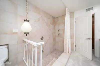 587 Calle Sequoia, Thousand Oaks, CA 91360 - Photo 30