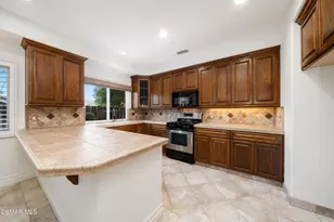 587 Calle Sequoia, Thousand Oaks, CA 91360 - Photo 42