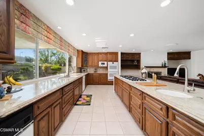 587 Calle Sequoia, Thousand Oaks, CA 91360 - Photo 12