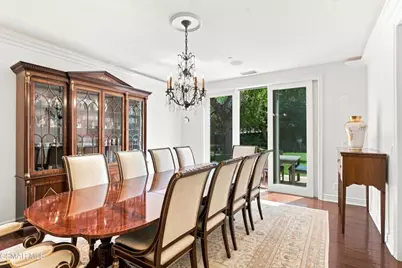210 Lake Sherwood Drive, Westlake Village, CA 91361 - Photo 4