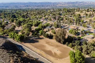 1039 Nonchalant Dr, Simi Valley, CA 93065 - Photo 60