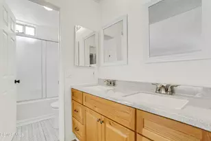 160 S Birchwood St, Anaheim, CA 92808 - Photo 16