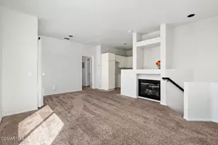 26963 Hillsborough Pkwy, Valencia, CA 91354 - Photo 4
