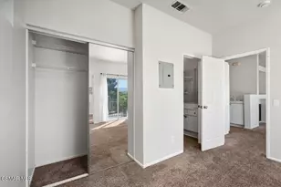 26963 Hillsborough Pkwy, Valencia, CA 91354 - Photo 16
