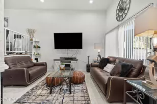 27656 Ironstone Dr, Canyon Country, CA 91387 - Photo 12