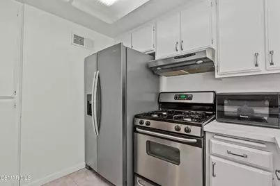 27656 Ironstone Drive #5, Canyon Country, CA 91387 - Photo 28