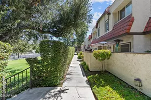 27656 Ironstone Dr, Canyon Country, CA 91387 - Photo 6