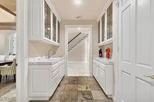 4006 Hunt Club Ct, Agoura Hills, CA 91301 - Photo 22