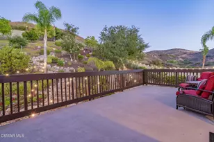728 Rustic Hills Dr, Simi Valley, CA 93065 - Photo 28