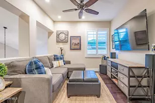 728 Rustic Hills Dr, Simi Valley, CA 93065 - Photo 24