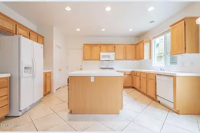 12920 Bordeaux Court, Rancho Cucamonga, CA 91739 - Photo 12