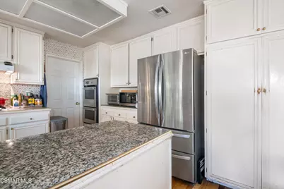 11519 Wildflower Court, Moorpark, CA 93021 - Photo 12