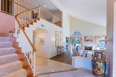 12120 London Grove Court, Moorpark, CA 93021 - Photo 2