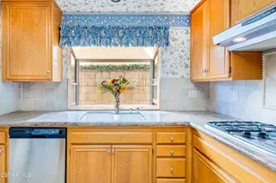 12120 London Grove Ct, Moorpark, CA 93021 - Photo 6