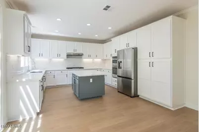 185 Laurel Wood Court, Simi Valley, CA 93065 - Photo 8
