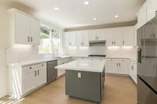 185 Laurel Wood Ct, Simi Valley, CA 93065 - Photo 10