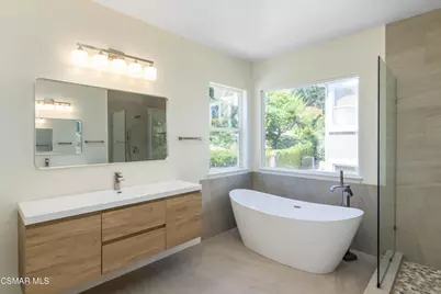 185 Laurel Wood Court, Simi Valley, CA 93065 - Photo 12
