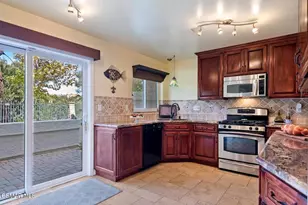 1425 Calle Lozano, Camarillo, CA 93012 - Photo 12