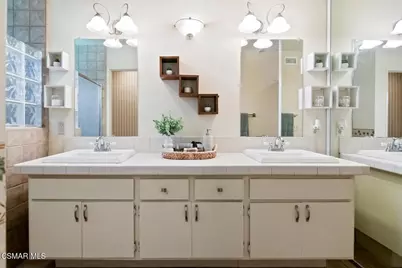 1425 Calle Lozano, Camarillo, CA 93012 - Photo 16