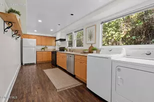 2320 Superior Ave, Venice, CA 90291 - Photo 16