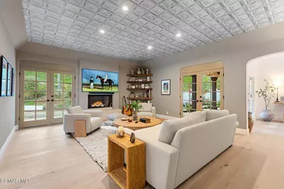 1389 Pathfinder Avenue, Westlake Village, CA 91362 - Photo 10