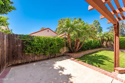 2259 Oakdale Circle, Simi Valley, CA 93063 - Photo 40