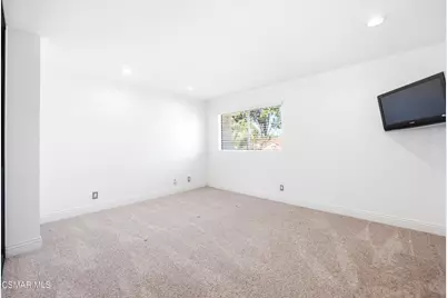 2259 Oakdale Circle, Simi Valley, CA 93063 - Photo 26
