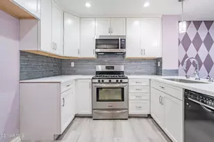 1043 Waltham Rd, Simi Valley, CA 93065 - Photo 48