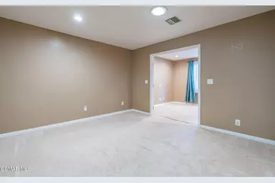 1043 Waltham Road #E, Simi Valley, CA 93065 - Photo 30
