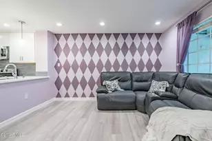 1043 Waltham Rd, Simi Valley, CA 93065 - Photo 12