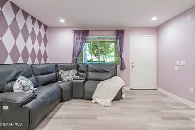1043 Waltham Road #E, Simi Valley, CA 93065 - Photo 10