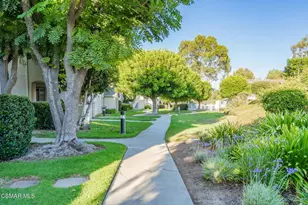 1043 Waltham Rd, Simi Valley, CA 93065 - Photo 54