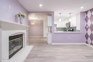 1043 Waltham Rd, Simi Valley, CA 93065 - Photo 14